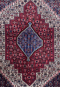 Senneh rug, Medallion Pattern
